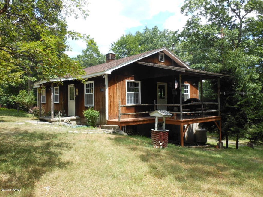 190 Dickison Rd, Bushkill, PA 18324 - photo 1