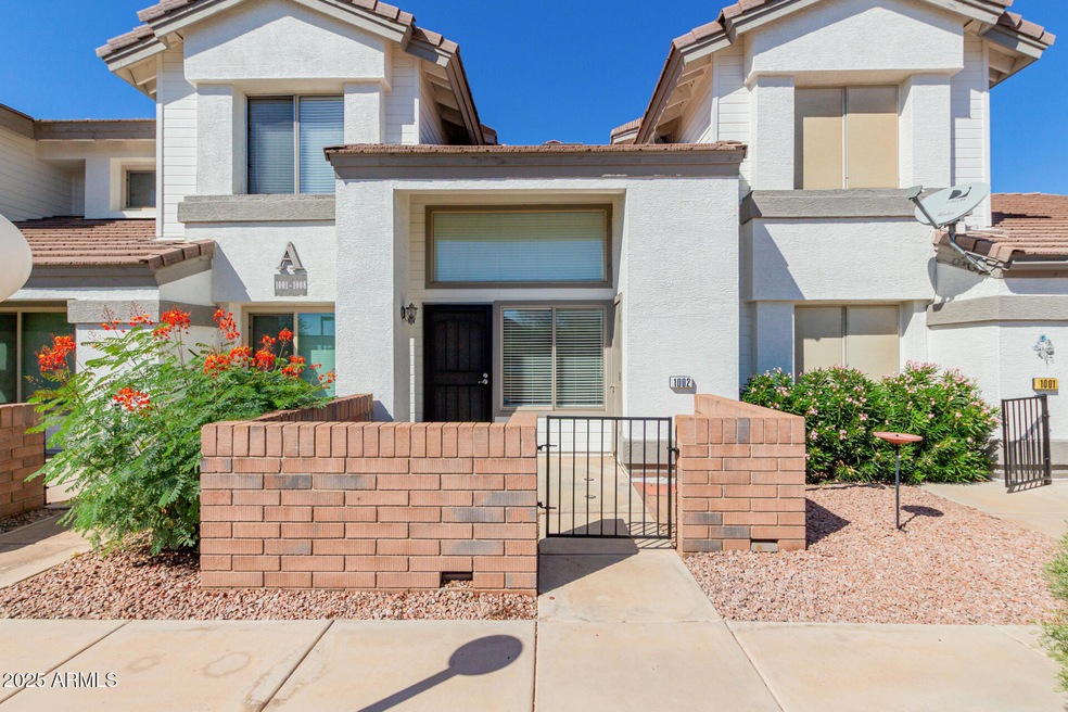 2201 N Comanche Dr unit 1002, Chandler, AZ 85224 - photo 1