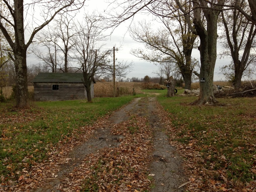 ENTRANCE TO PROPERTY ON HWY 421