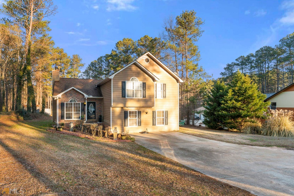 4086 Rex Rd, Rex, GA 30273 - photo 1