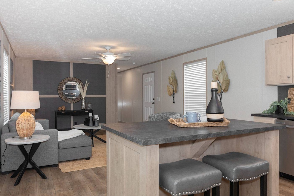 2780 Lindale-Mt Holly Rd unit 71, Amelia, OH 45102 - photo 1