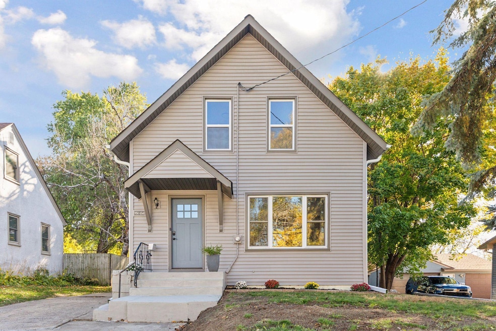 954 43rd Ave NE, Columbia Heights, MN 55421 - photo 1