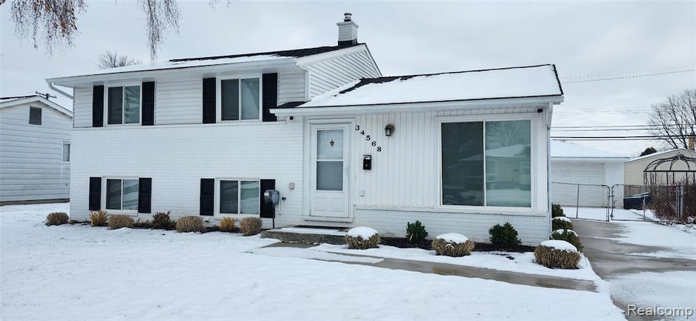 For Rent $2,400/month