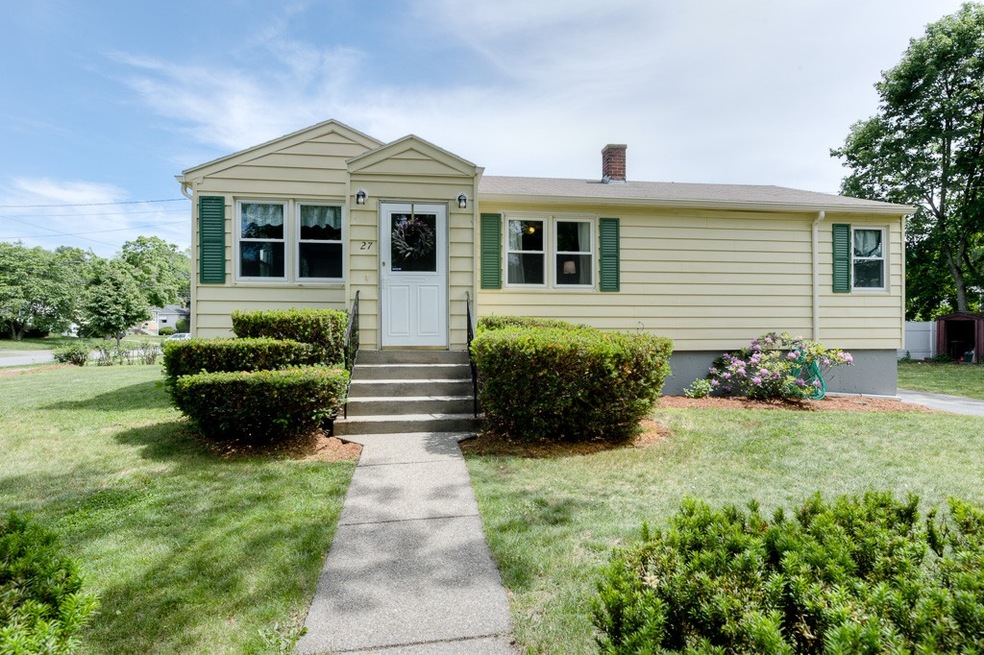 27 Kinney Dr, Worcester, MA 01602 - photo 1