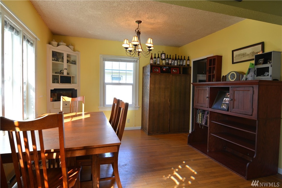 560 20th Ave, Longview, WA 98632 - photo 1