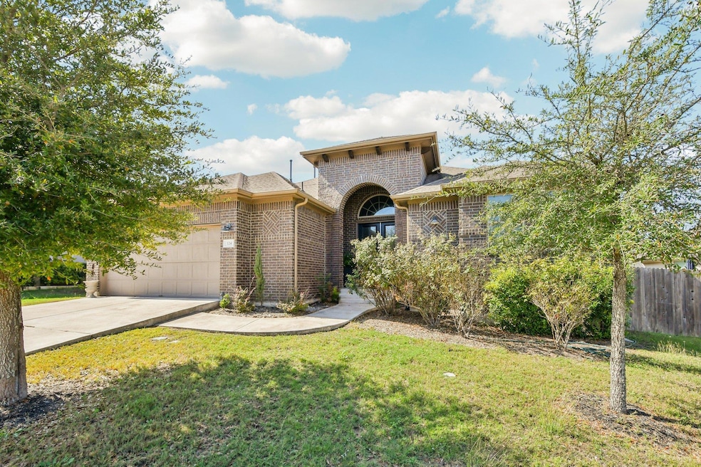 124 S Sage Hollow, Dripping Springs, TX 78620 - photo 1