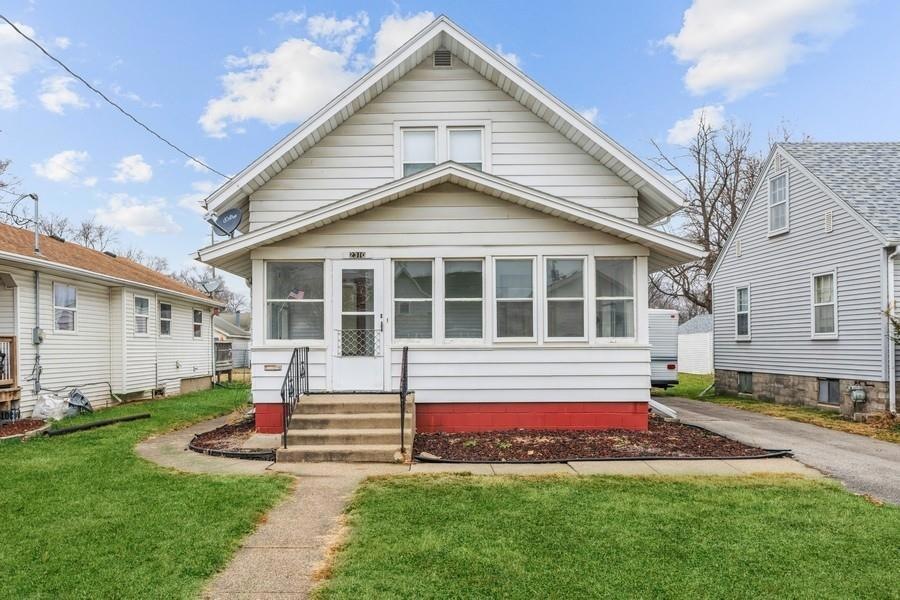 2310 E Grand Ave, Des Moines, IA 50317 - photo 1