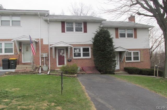 3366 S 2nd St, Whitehall, PA 18052 - photo 1