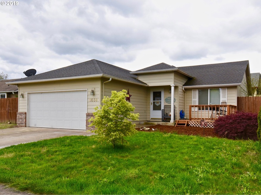 1038 Mountain View Ln, Molalla, OR 97038 - photo 1