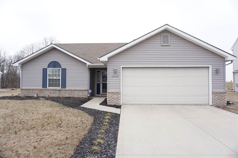 10737 Graystone Cove, New Haven, IN 46774 - photo 1