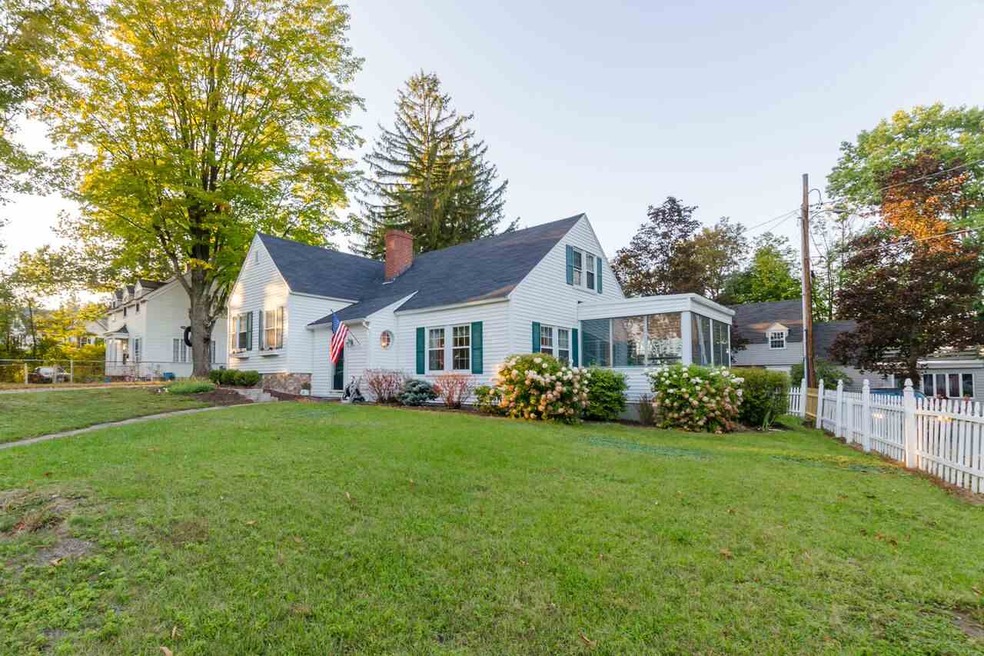 2 Hillcrest Cir, Nashua, NH 03064 - photo 1