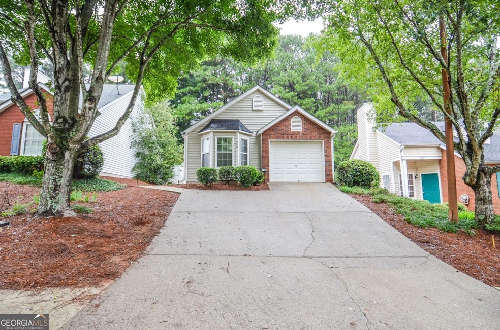 204 Chelsea Ct unit 2, Woodstock, GA 30189 - photo 1