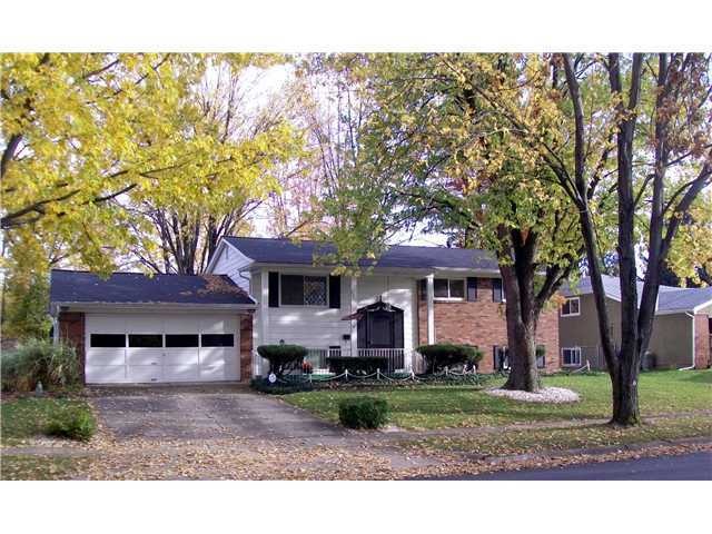 2271 Edmonton Rd, Columbus, OH 43229 - photo 1