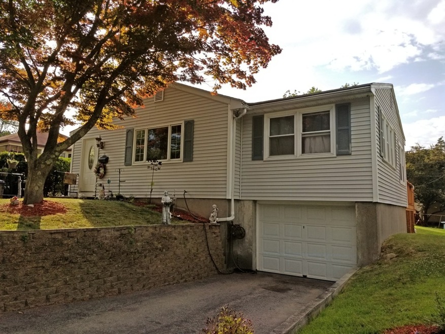 31 Crowningshield Rd, Worcester, MA 01604 - photo 1