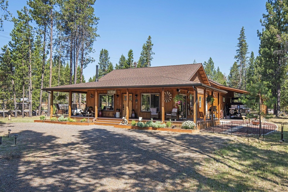 17028 Pasadena Rd, Bend, OR 97707 - photo 1
