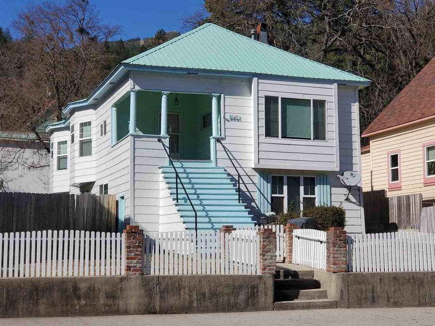 5951 Dunsmuir Ave, Dunsmuir, CA 96025 - photo 1