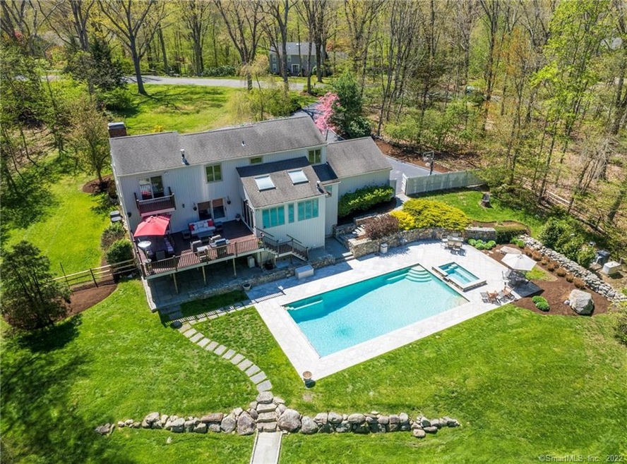 31 Silver Ridge Common, Weston, CT 06883 - photo 1