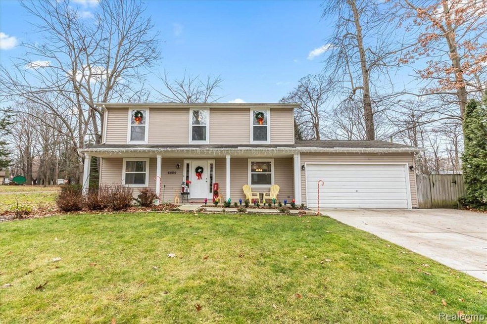 6885 Aeroview St, West Bloomfield, MI 48324 - photo 1