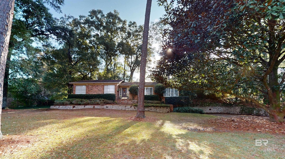 559 Brawood Dr, Mobile, AL 36608 - photo 1