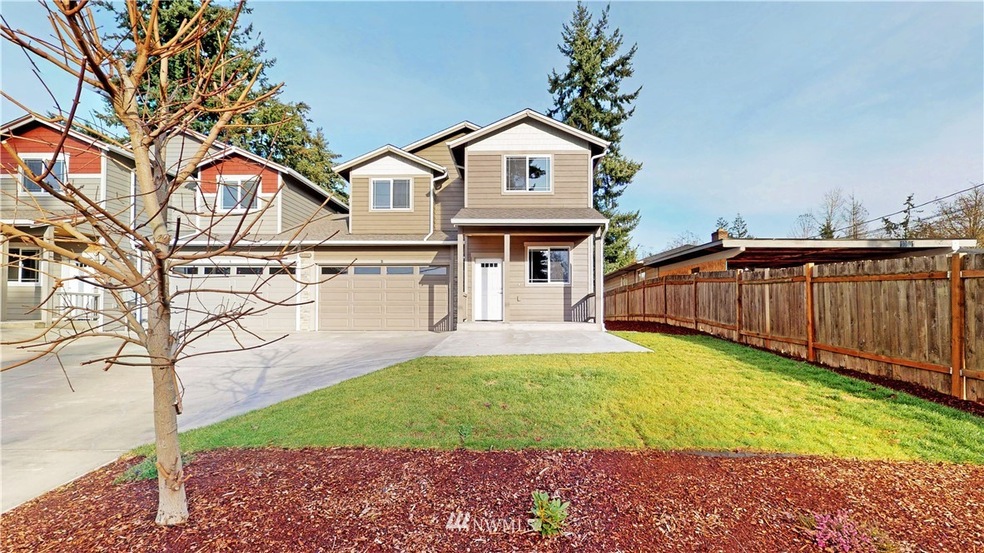 10531 Washington Way unit B, Everett, WA 98204 - photo 1