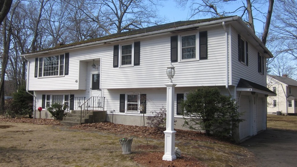 43 Pine St, Franklin, MA 02038 - photo 1