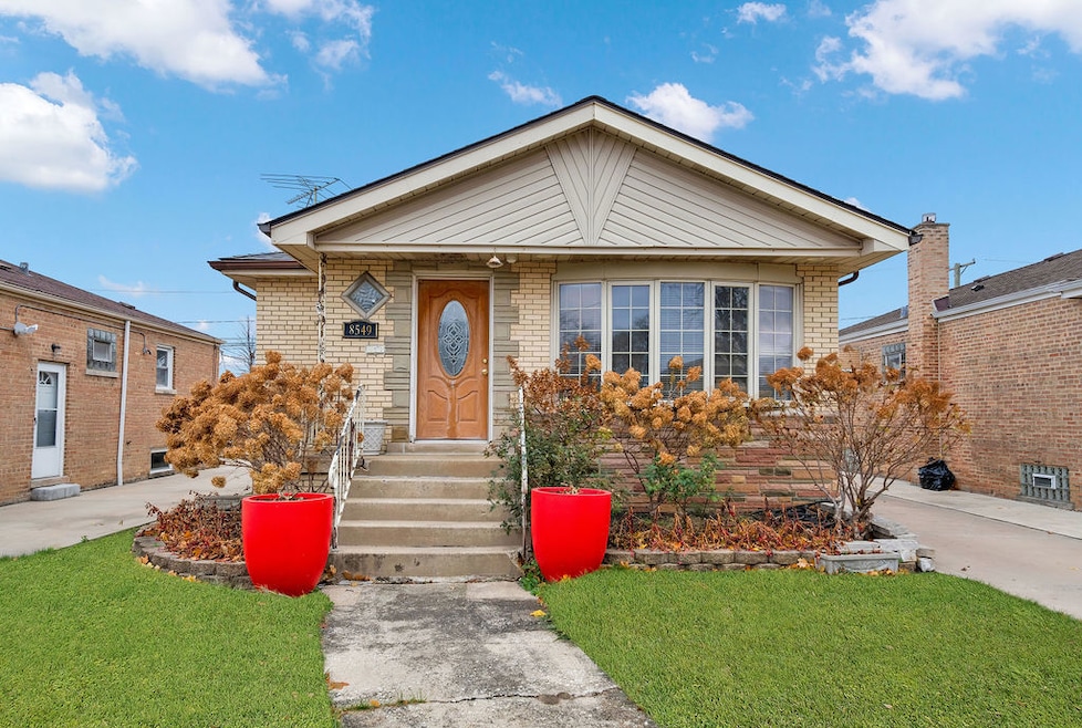 unlisted-address, Chicago, IL 60652 - photo 1