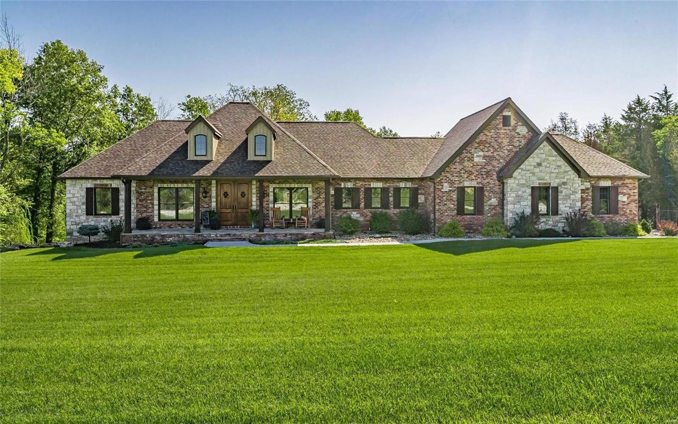 Welcome home to 130 Foristell Ridge Ct!