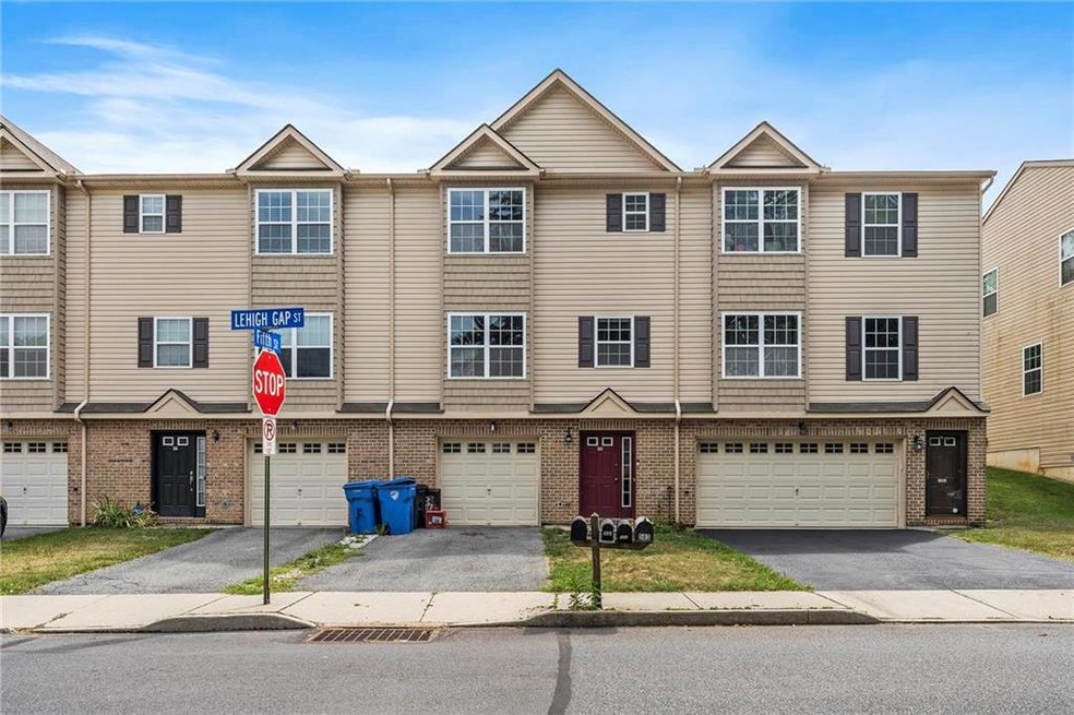 503 S Lehigh Gap St, Walnutport, PA 18088 - photo 1