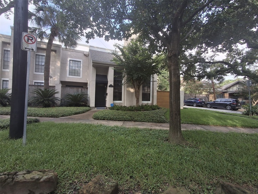 1718 Welch St unit A, Houston, TX 77006 - photo 1