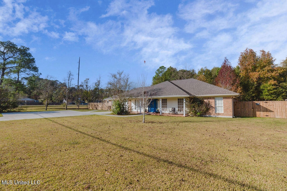 1803 Henderson St, Waveland, MS 39576 - photo 1
