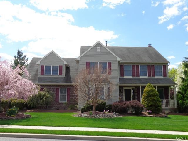 102 Turnberry Ct, Bath, PA 18014 - photo 1