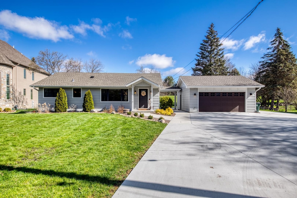 27W116 48th St, Naperville, IL 60563 - photo 1