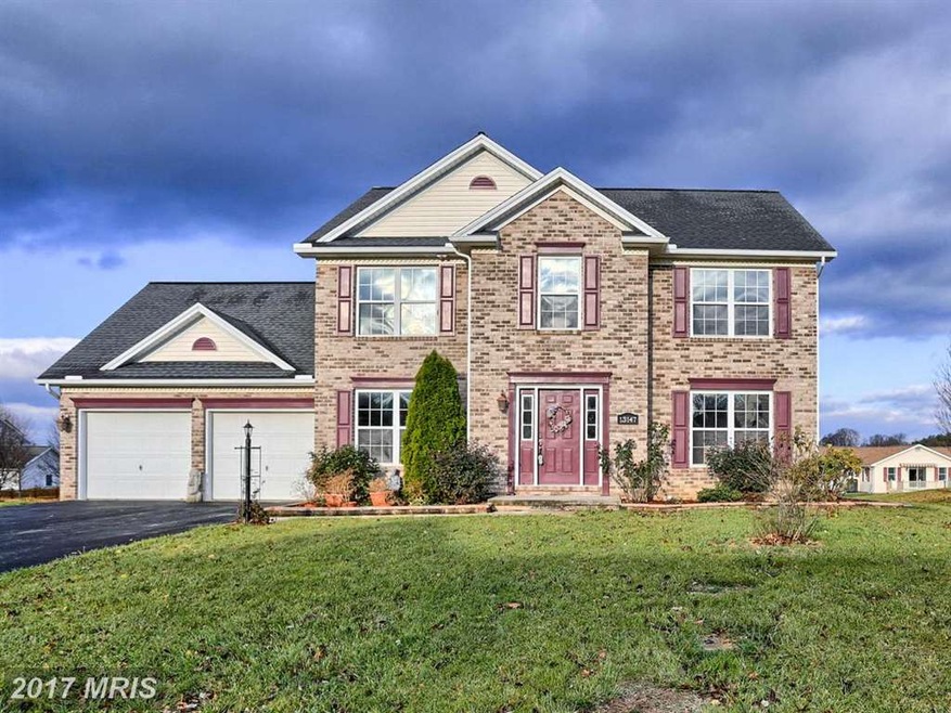 13147 Shawnee Cir, Waynesboro, PA 17268 - photo 1