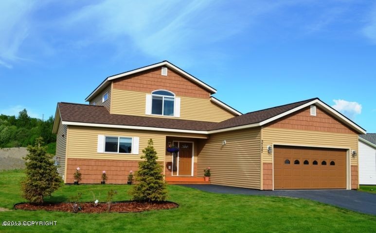 Gauster front elevation