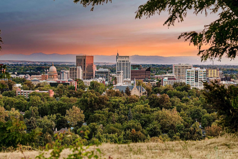 For Sale $1,950,000 • Co-Listing Agent