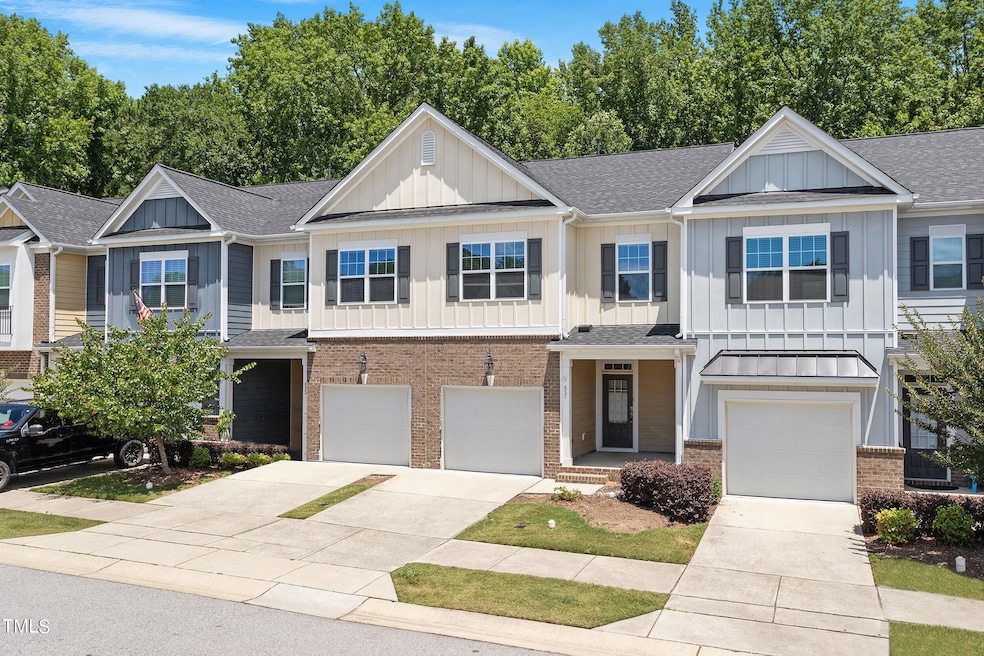 657 Briarcliff Street_02