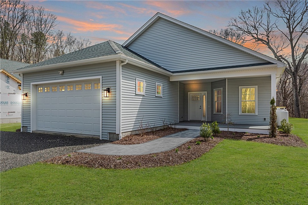 77 Harris Rd, Smithfield, RI 02917 - photo 1