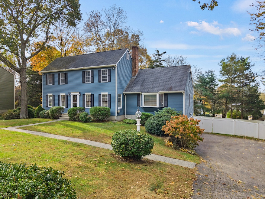 19 Rose Ridge Dr, Pawcatuck, CT 06379 - photo 1