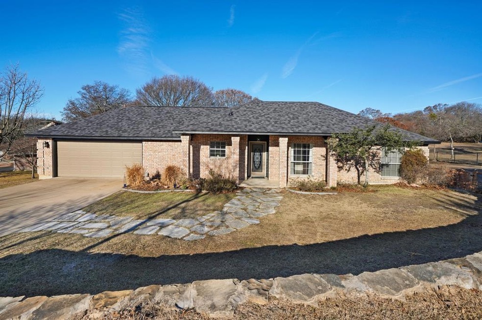 3738 Willow Cir, Weatherford, TX 76087 - photo 1