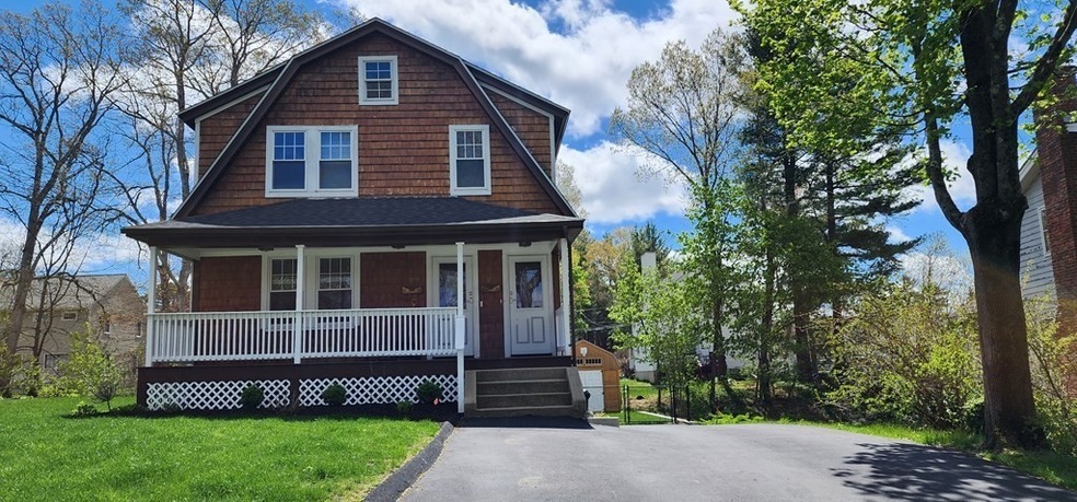 22-24 Stubb St unit 2, Franklin, MA 02038 - photo 1