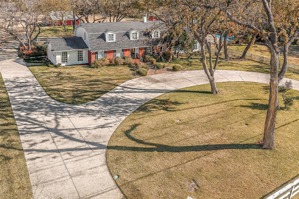 9310 Merritt Rd, Rowlett, TX 75089 - photo 1