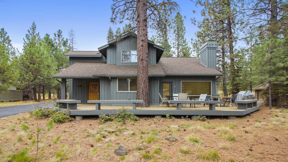 17741 Topflite Ln unit 14, Sunriver, OR 97707 - photo 1