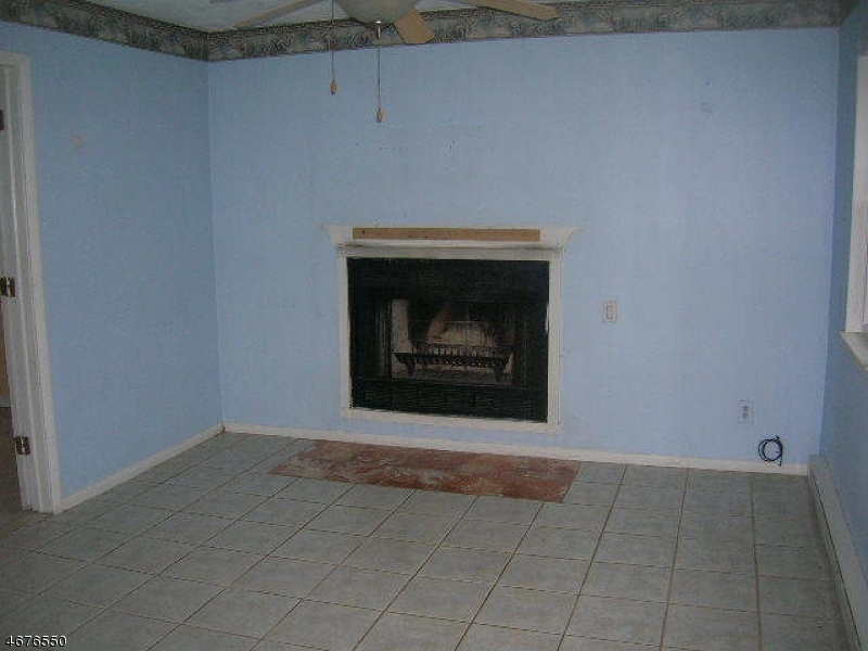 637 Brooklyn Mountain Rd, Hopatcong, NJ 07843 - photo 1