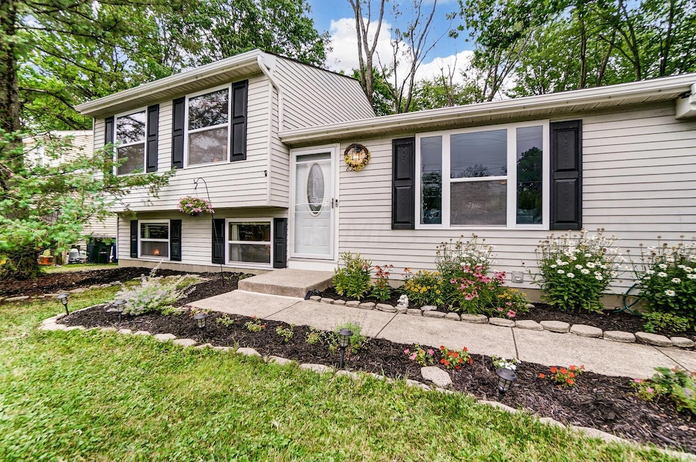 832 N Stygler Rd, Columbus, OH 43230 - photo 1