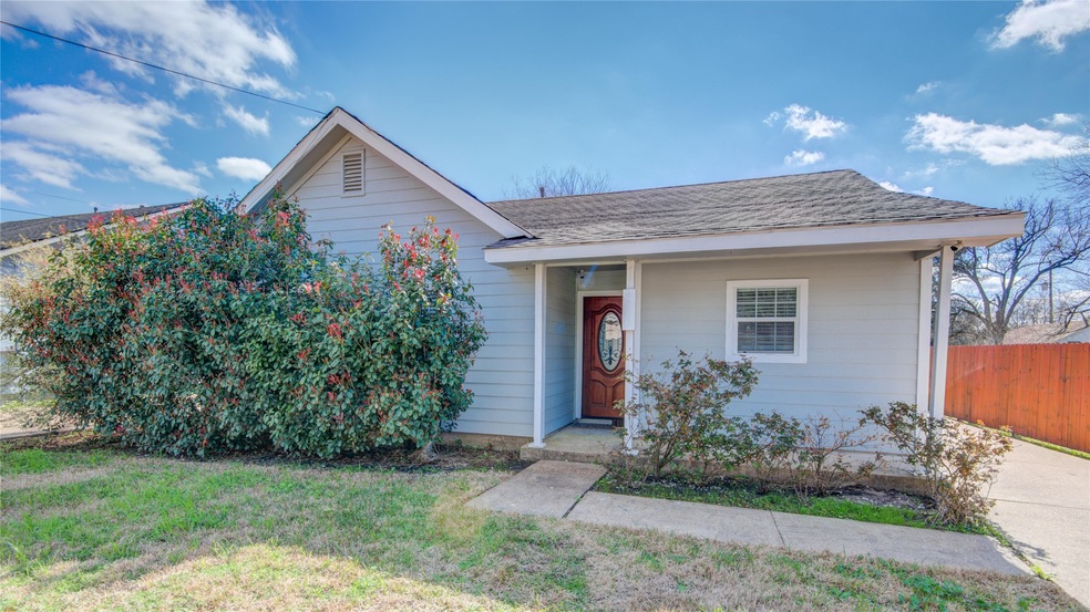 4702 Salina St, Houston, TX 77026 - photo 1