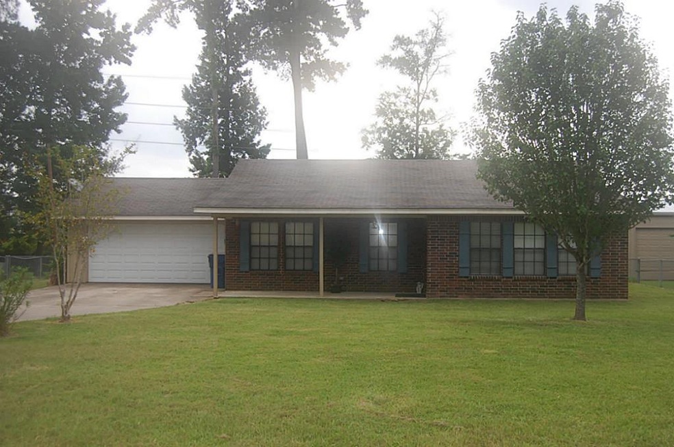 28814 Champion Oaks Dr, Magnolia, TX 77354 - photo 1