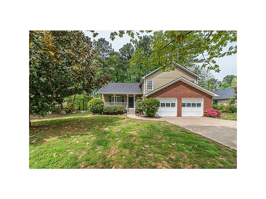 Exterior Front. Cute as a button! 3 Bedroom, 2 Bat