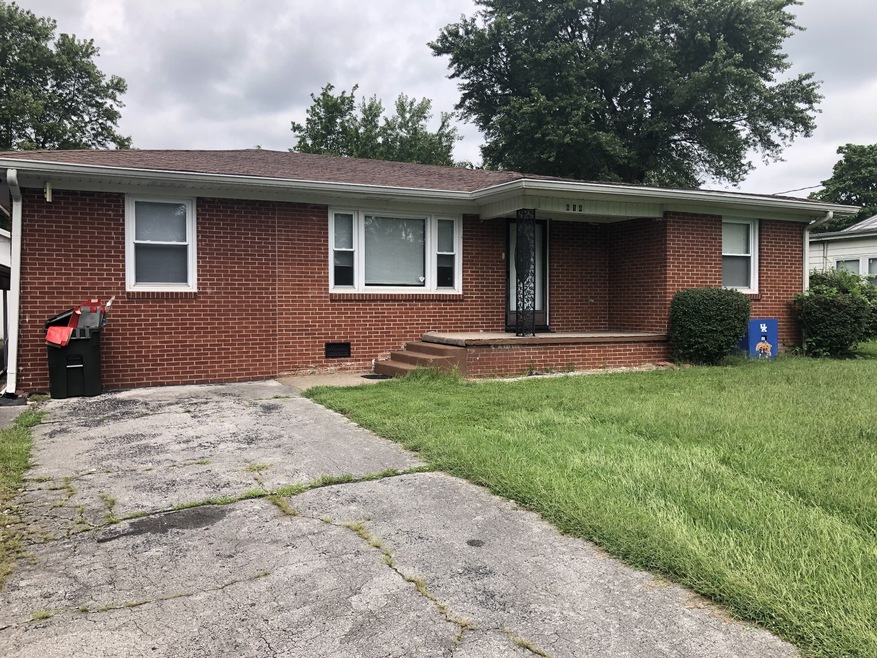 614 Sanderson Dr, Hopkinsville, KY 42240 - photo 1