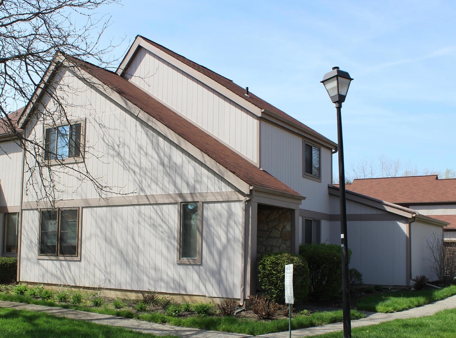 6225 Roxburgh Ct unit 15D, Columbus, OH 43213 - photo 1