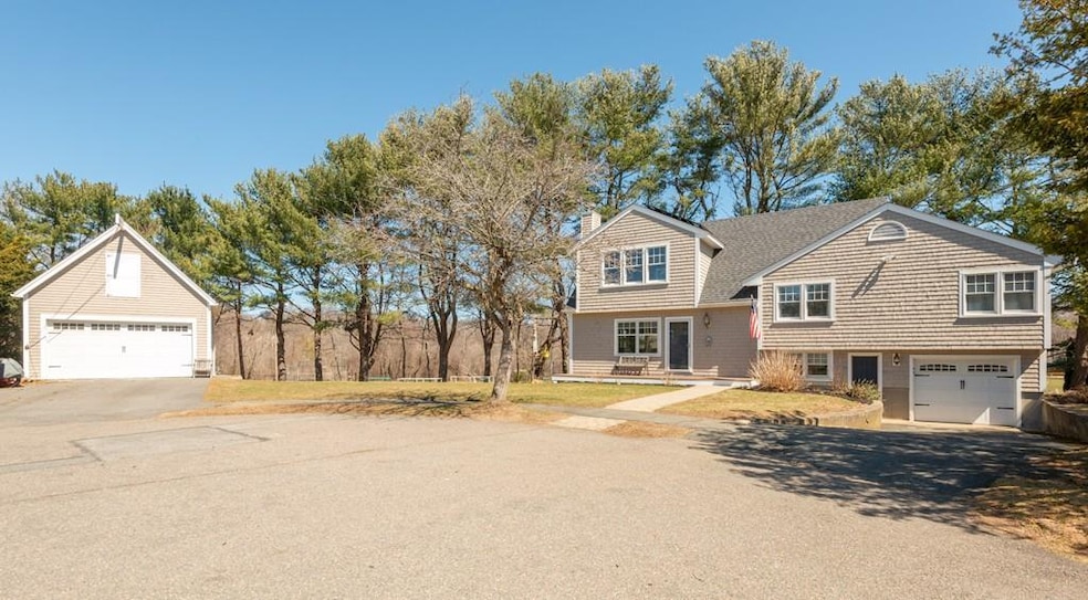 10 Warwick Terrace, Marblehead, MA 01945 - photo 1